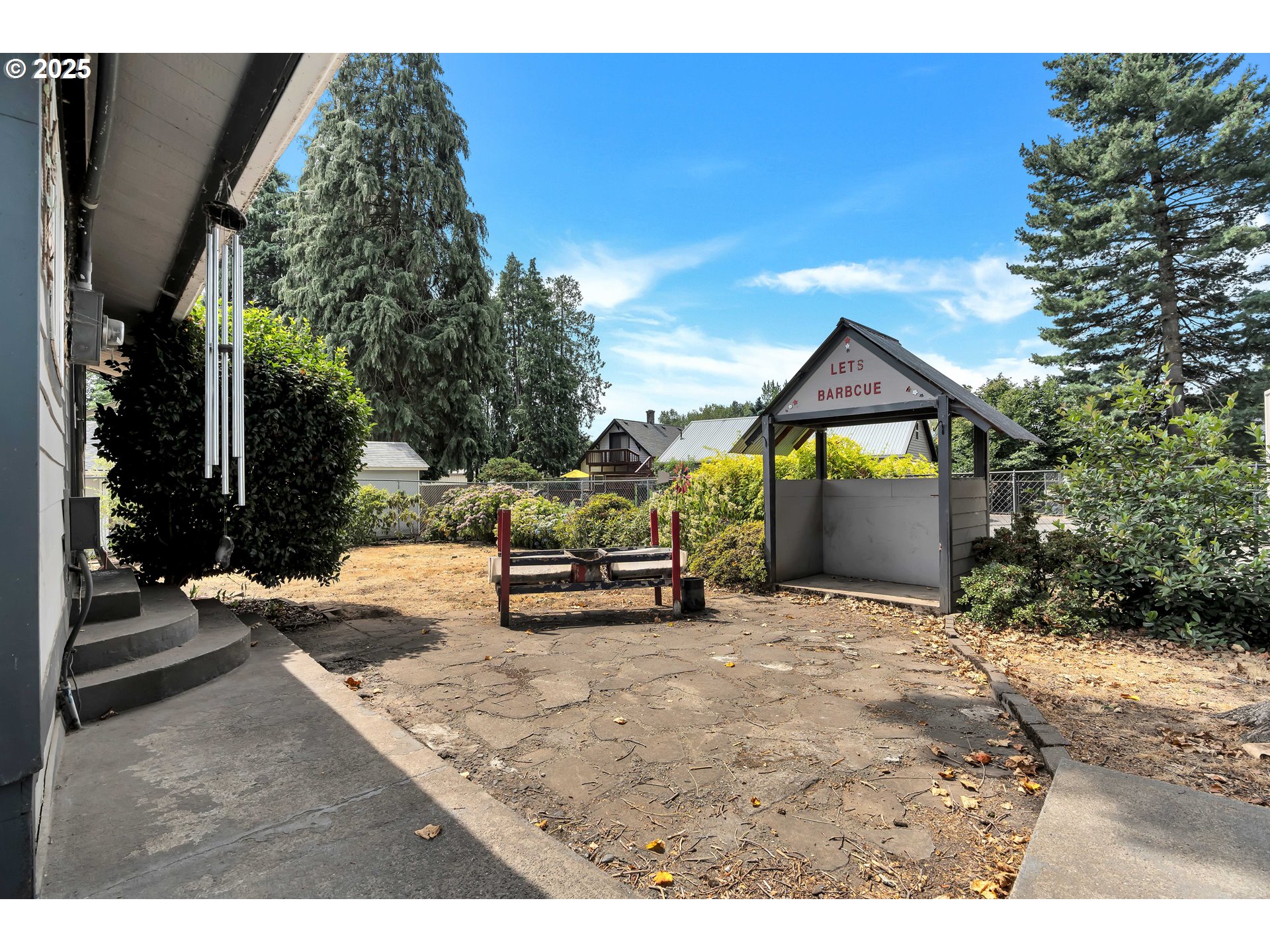 761 Southeast Polk Street Camas, WA 98607 - Photo 28 of 40 a view of outdoor space and porch