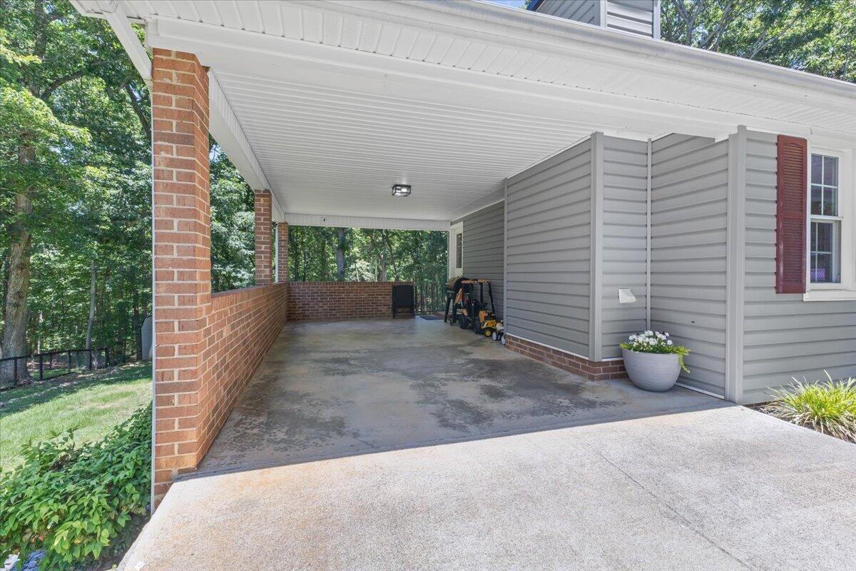 2013 Webster Road Glade Hill, VA 24092 - Photo 4 of 37 04-2013 Webster Rd-4