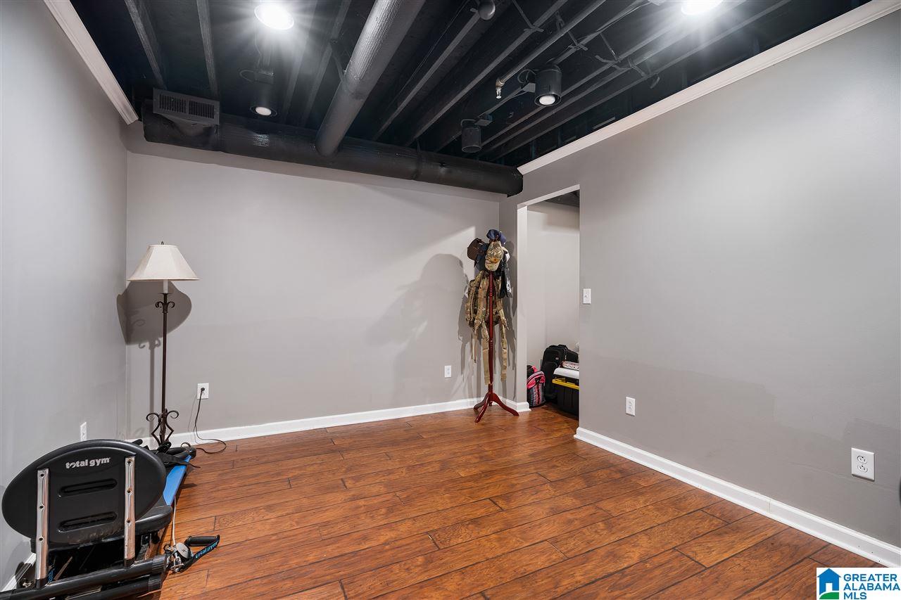 960 Magnolia Road Leeds, AL 35094 - Photo 29 of 33