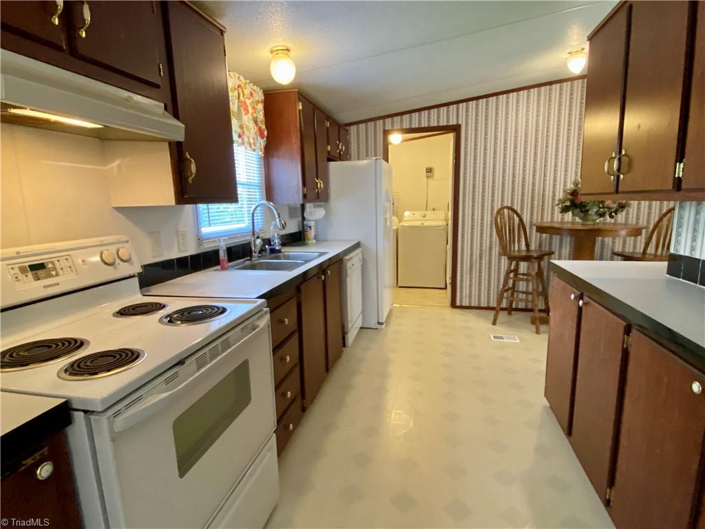 4736 Cashatt Road Trinity, NC 27370 - Photo 27 of 44