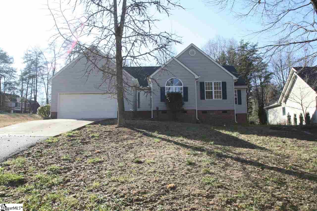 123 Robertson Road Taylors, SC 29687 - Photo 1 of 14 Gallery Image 1