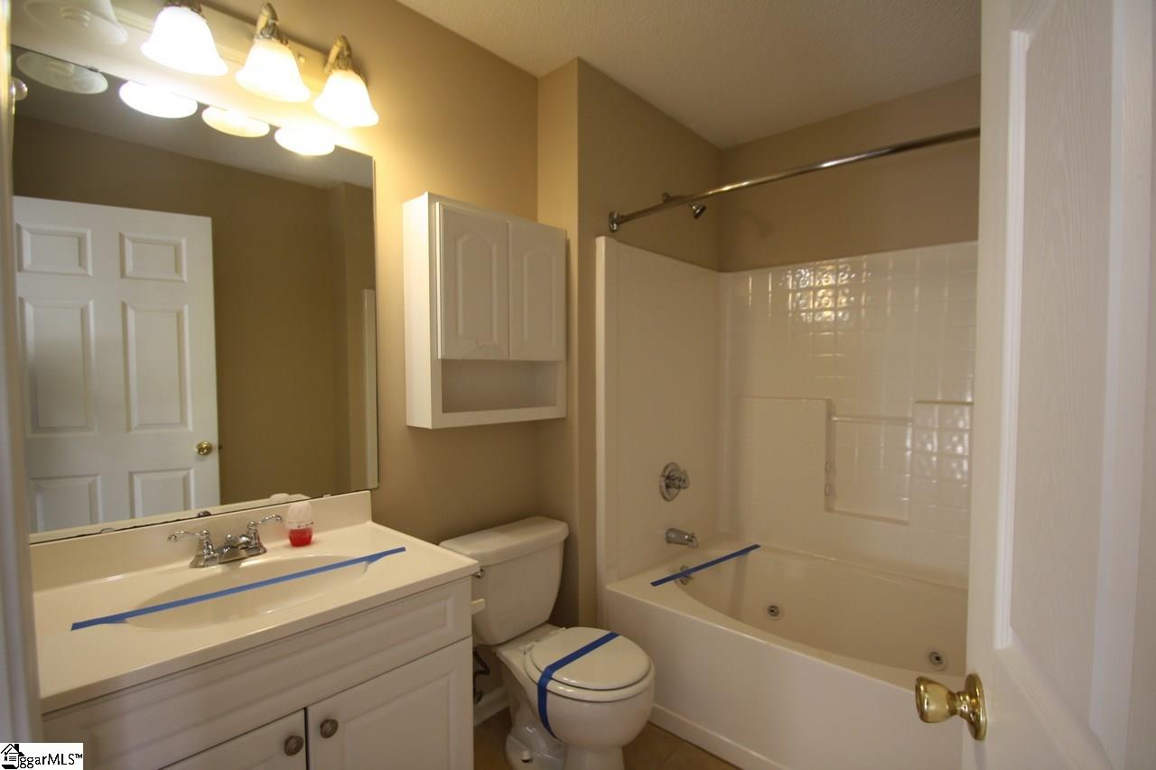 123 Robertson Road Taylors, SC 29687 - Photo 8 of 14 Gallery Image 8