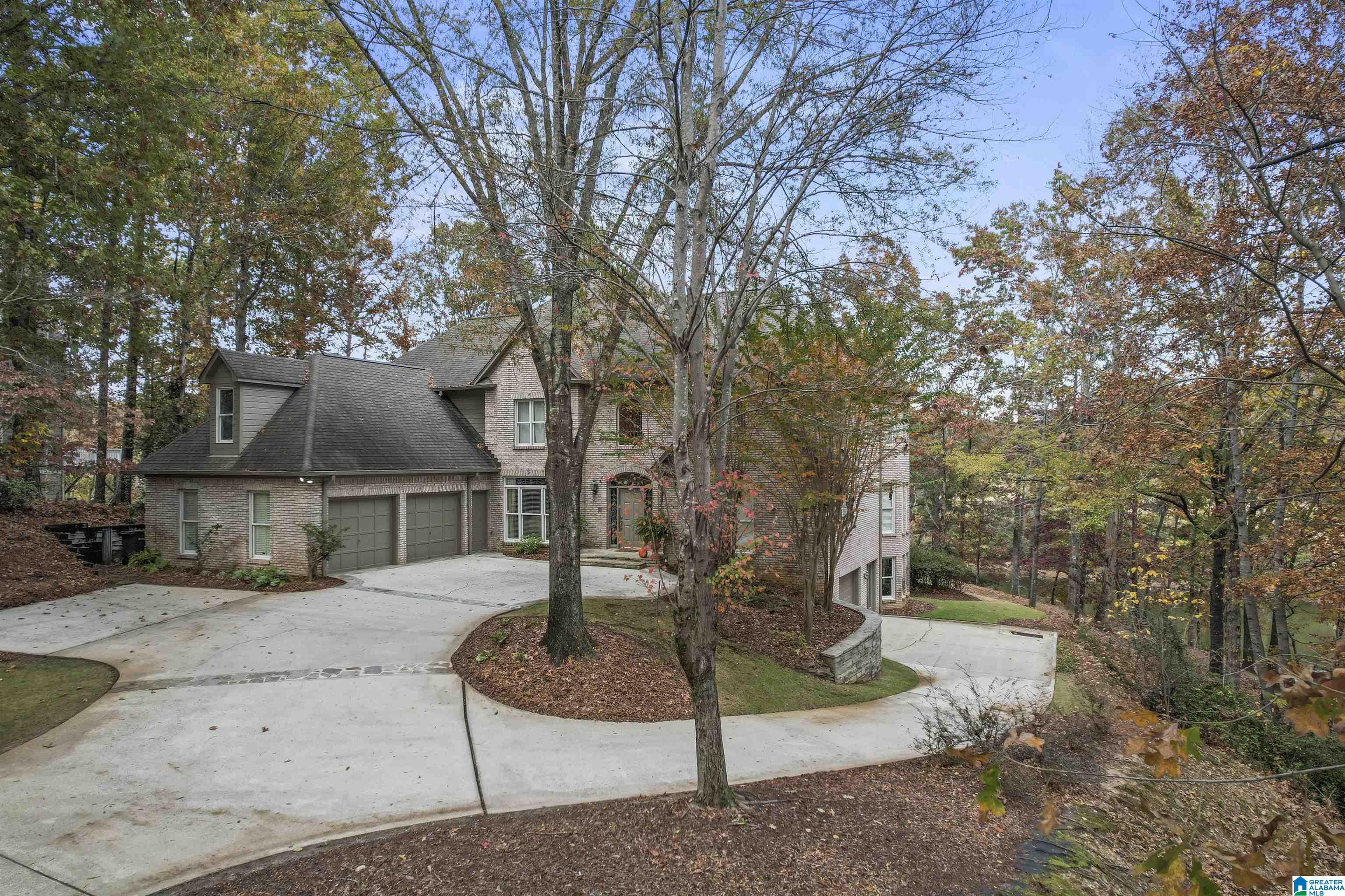 917 Masters Lane Birmingham, AL 35244 - Photo 3 of 63