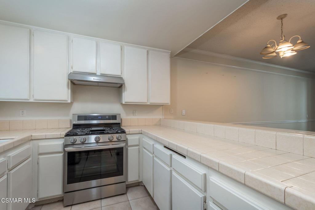 647 Arneill Road Camarillo, CA 93010 - Photo 9 of 27