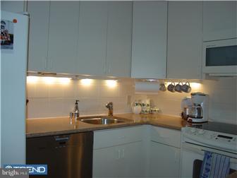 1 Markham Road, Unit 3D Princeton, NJ 08540 - Photo 10 of 12 Kitchen