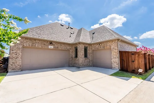 $755,000 | 1806 Birds Fort Trail, Arlington, TX 76005
