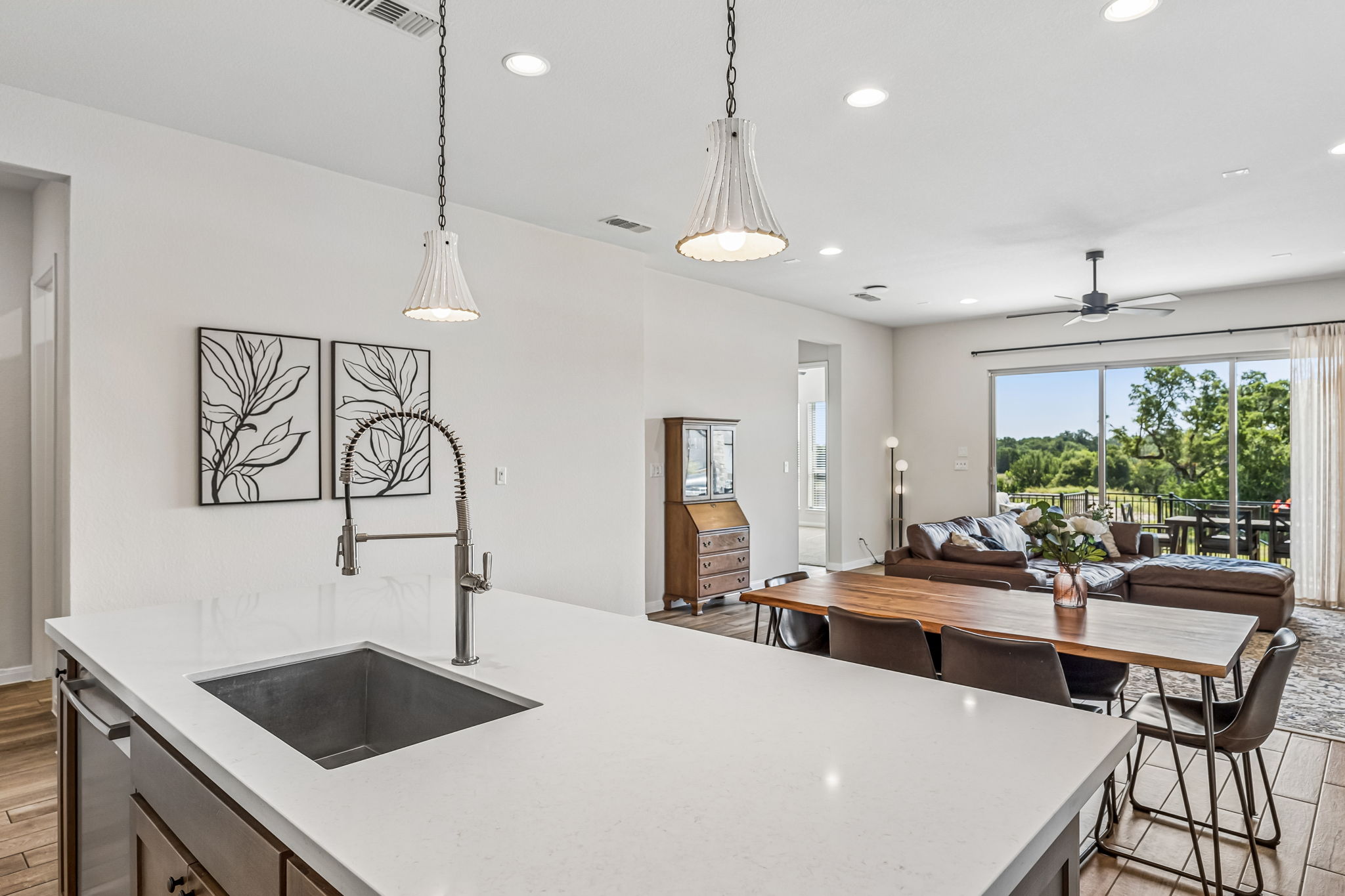 1200 Scenic Grn Loop Georgetown, TX 78628 - Photo 10 of 40 Gallery Image 10
