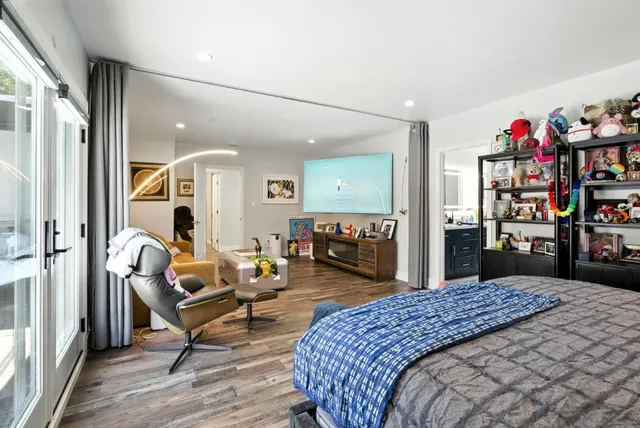 a view of backyard with a patio and outdoor seating