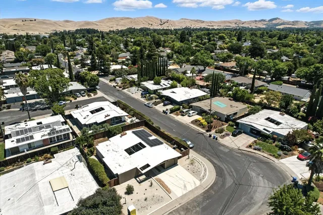 $1,199,888 | 1579 West Street, Concord, CA 94521