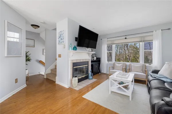 $595,000 | 414 North Lane, Bristol, RI 02809