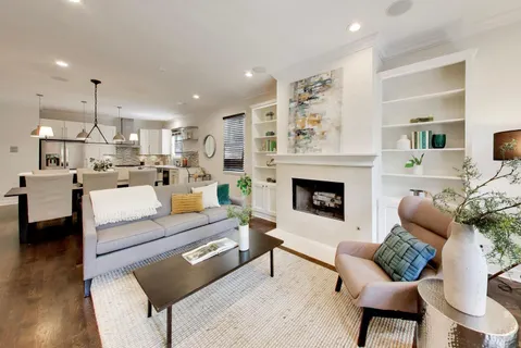 $825,000 | 1019 North Honore Street, Unit 1, Chicago, IL 60622
