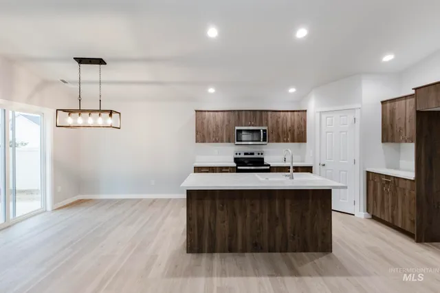 $424,990 | 1608 Sunday River Street, Middleton, ID 83644