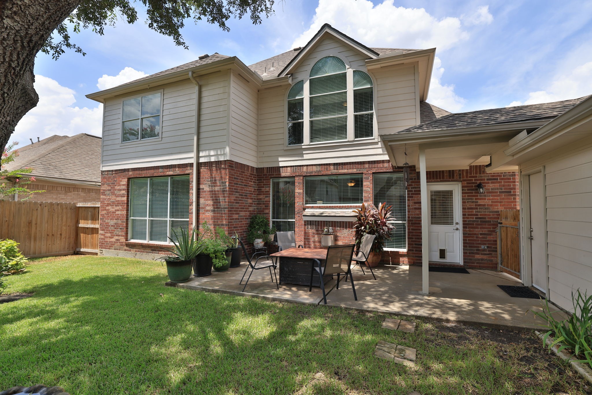 3711 Sapling Trail Court Spring, TX 77388 - Photo 41 of 50 a front view of a house with a yard