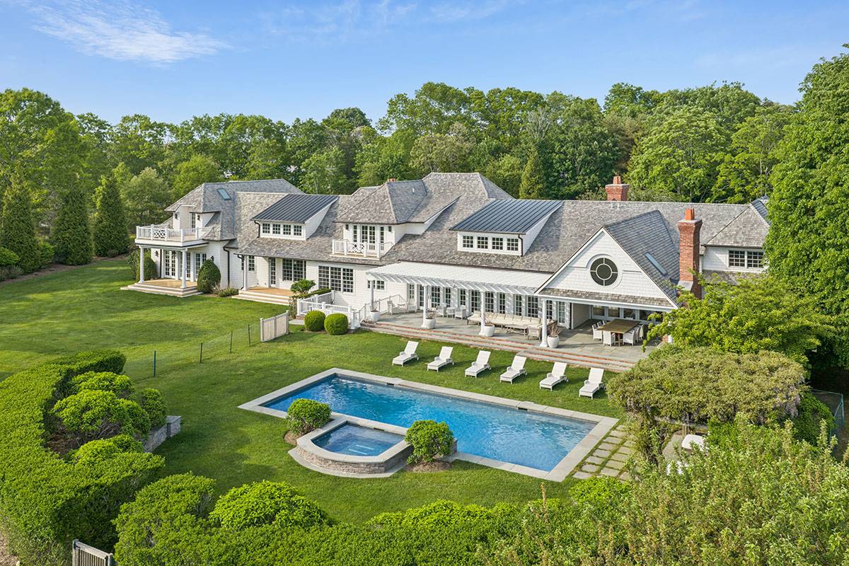 1 Green Hollow Road East Hampton, NY 11937 - Photo 2 of 36