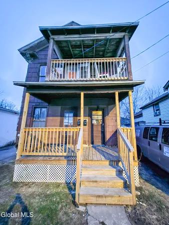 $82,000 | 82 Spring Street, Gloversville, NY 12078