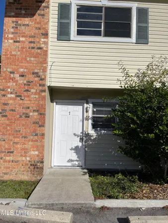 $950 | 3419 Hospital Road, Unit 7, Pascagoula, MS 39567