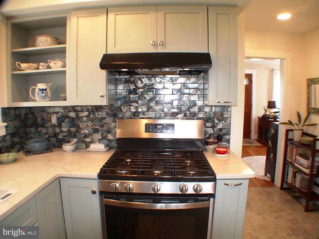 129 East Monmouth Street Winchester, VA 22601 - Photo 12 of 28