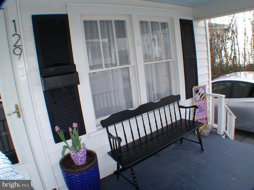 129 East Monmouth Street Winchester, VA 22601 - Photo 3 of 28