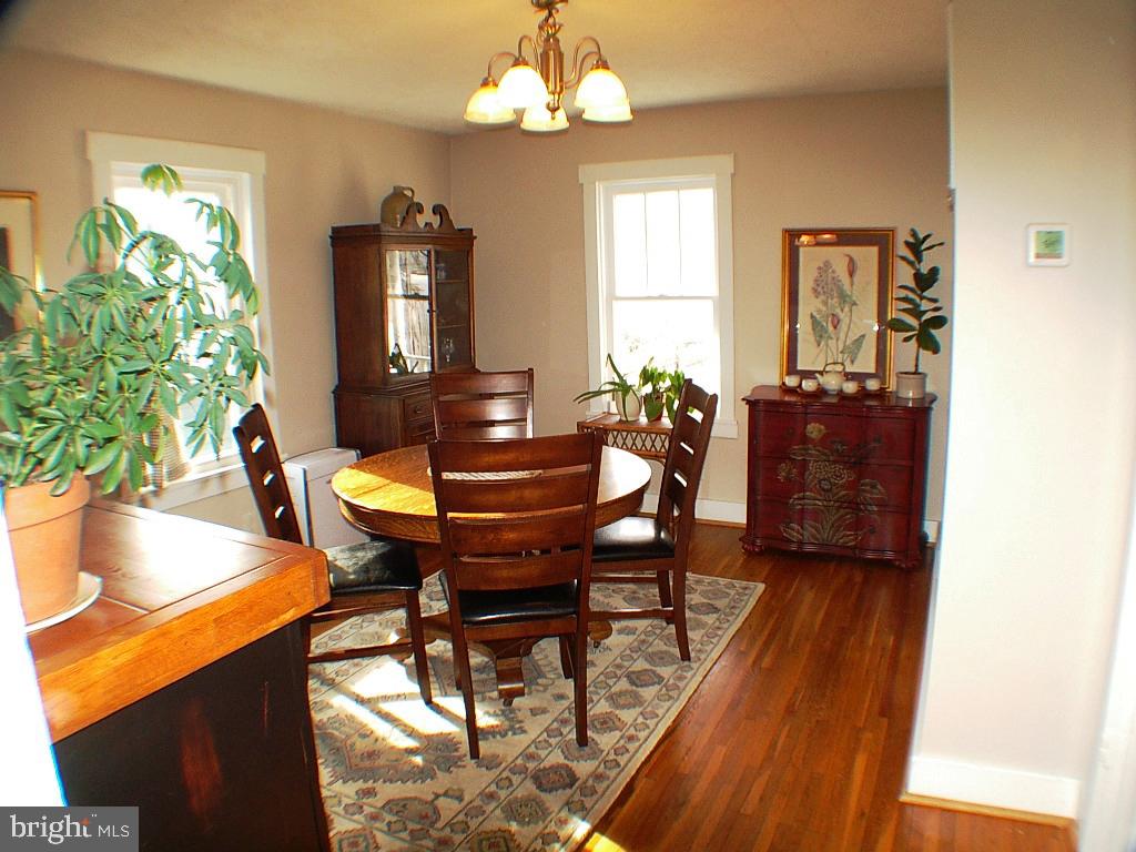 129 East Monmouth Street Winchester, VA 22601 - Photo 8 of 28