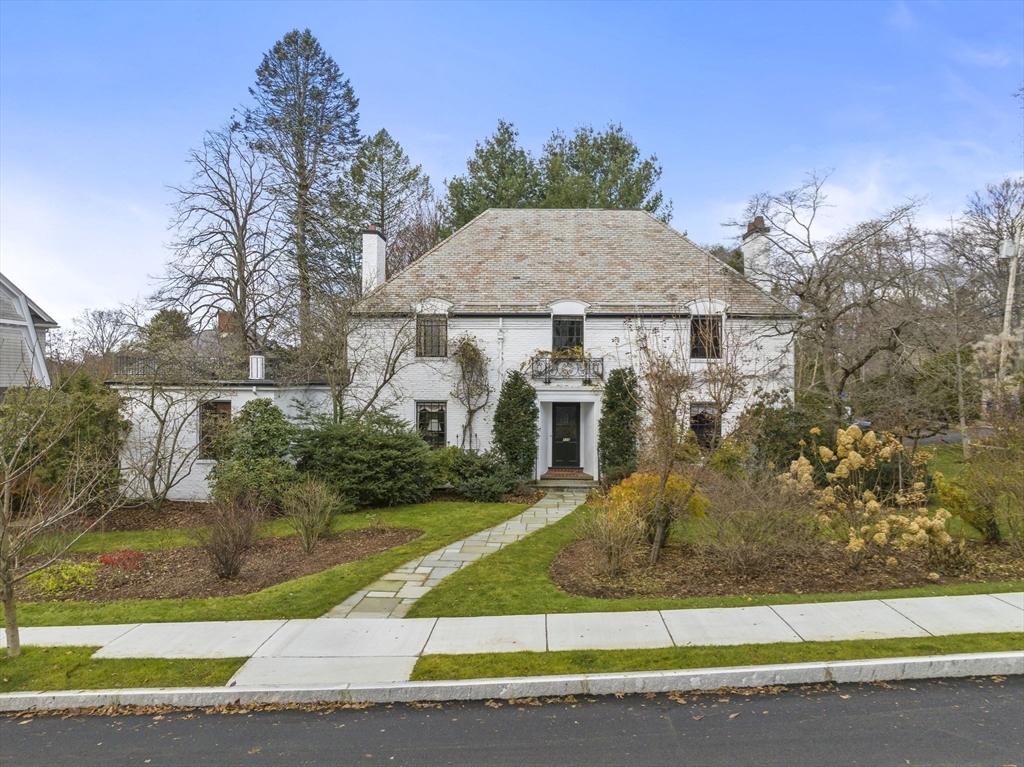 110 Pickwick Road Newton, MA 02465 - Photo 27 of 27 front view of a house