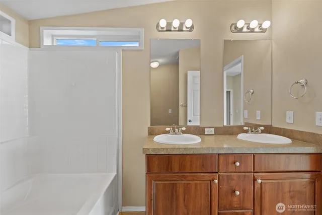 $380,000 | 561 Morning View Avenue, East Wenatchee, WA 98802