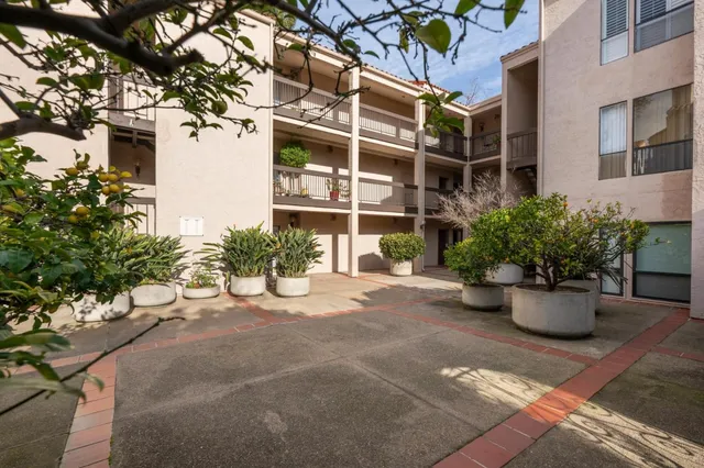 $1,200,000 | 111 9th Avenue, Unit 105, San Mateo, CA 94401
