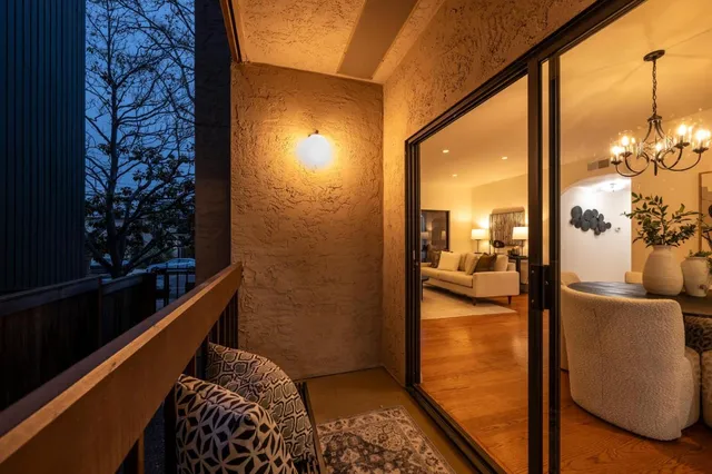 $1,200,000 | 111 9th Avenue, Unit 105, San Mateo, CA 94401