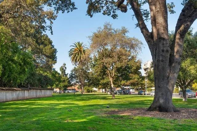 $1,200,000 | 111 9th Avenue, Unit 105, San Mateo, CA 94401