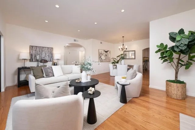 $1,200,000 | 111 9th Avenue, Unit 105, San Mateo, CA 94401