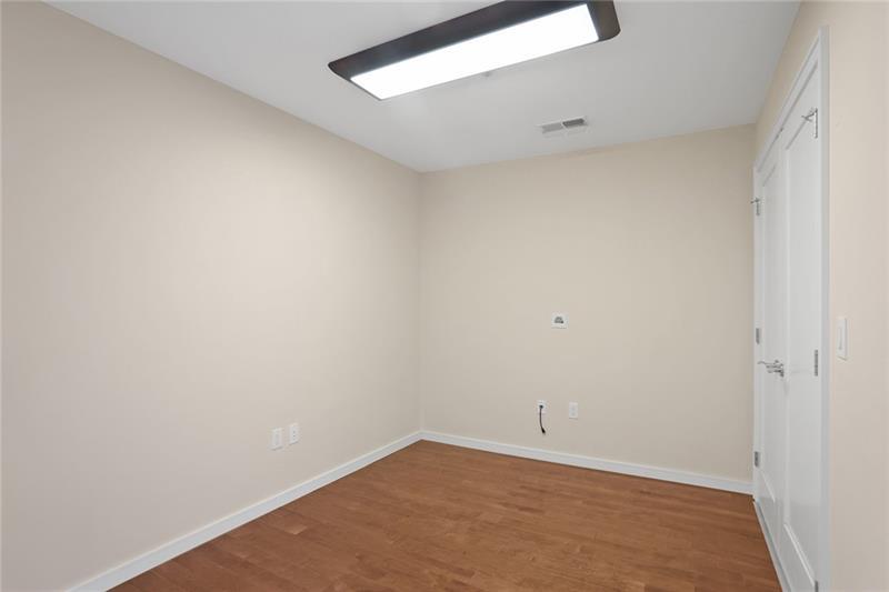 3325 Piedmont Road Northeast, Unit 2404 Atlanta, GA 30305 - Photo 20 of 36 a view of an empty room