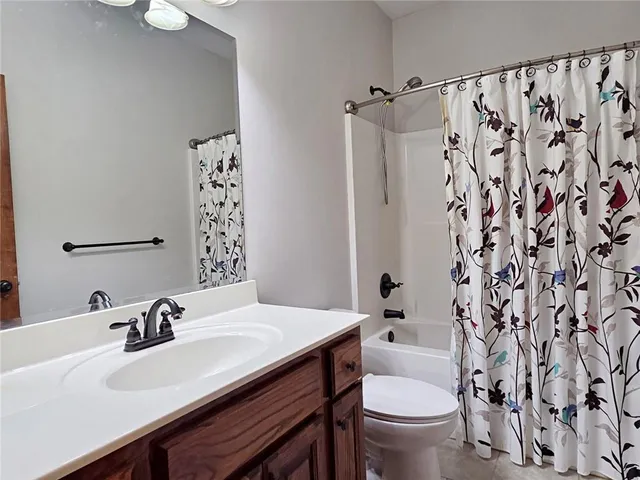 $455,000 | 4915 Parkway Drive, Leavenworth, KS 66048