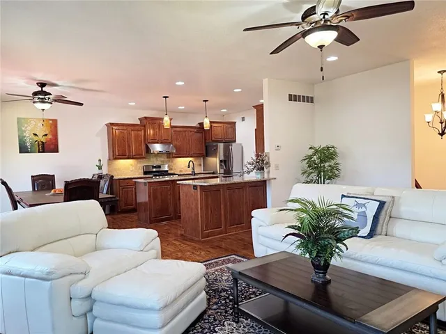 $455,000 | 4915 Parkway Drive, Leavenworth, KS 66048