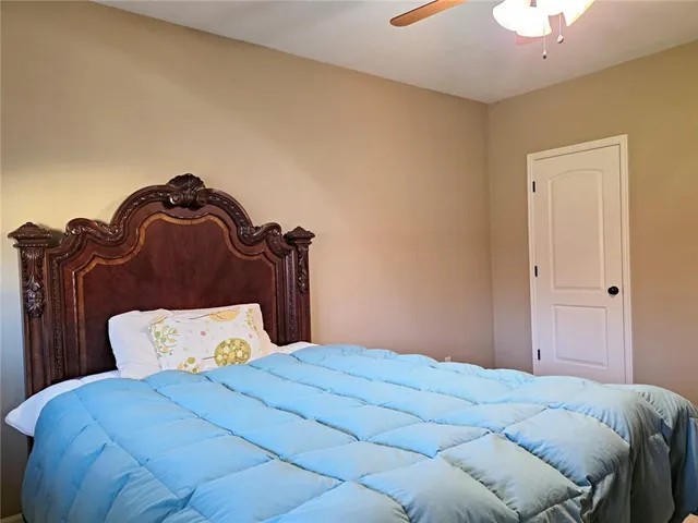 $455,000 | 4915 Parkway Drive, Leavenworth, KS 66048