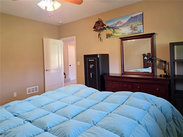 $455,000 | 4915 Parkway Drive, Leavenworth, KS 66048