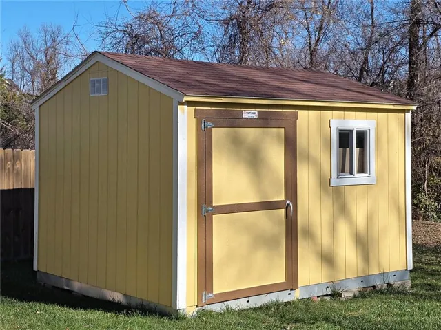 $455,000 | 4915 Parkway Drive, Leavenworth, KS 66048