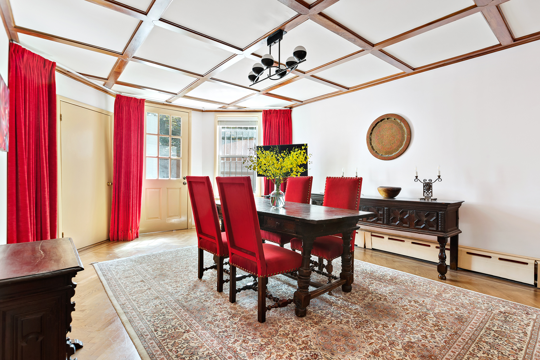 128 East 64th Street Manhattan, NY 10065 - Photo 7 of 15