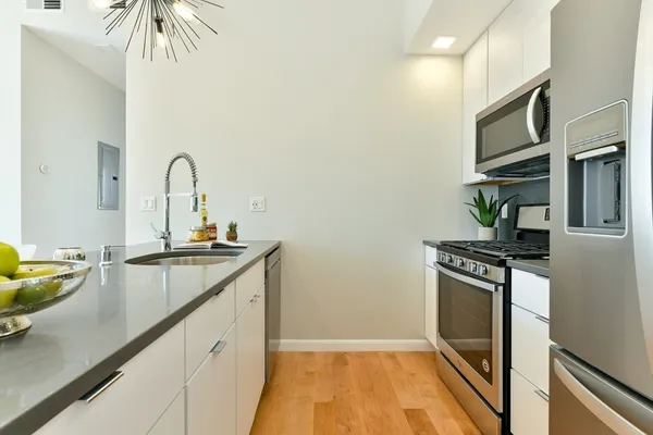 $550,000 | 87 Parker Street, Unit 402, Chelsea, MA 02150