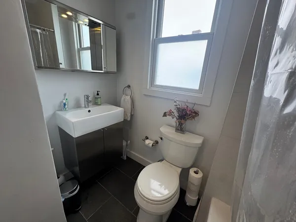 $3,900 | 9 Harding Street, Unit 3, Cambridge, MA 02141