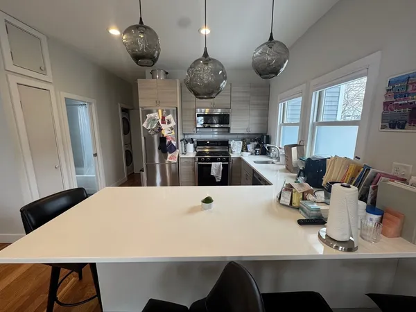 $3,900 | 9 Harding Street, Unit 3, Cambridge, MA 02141