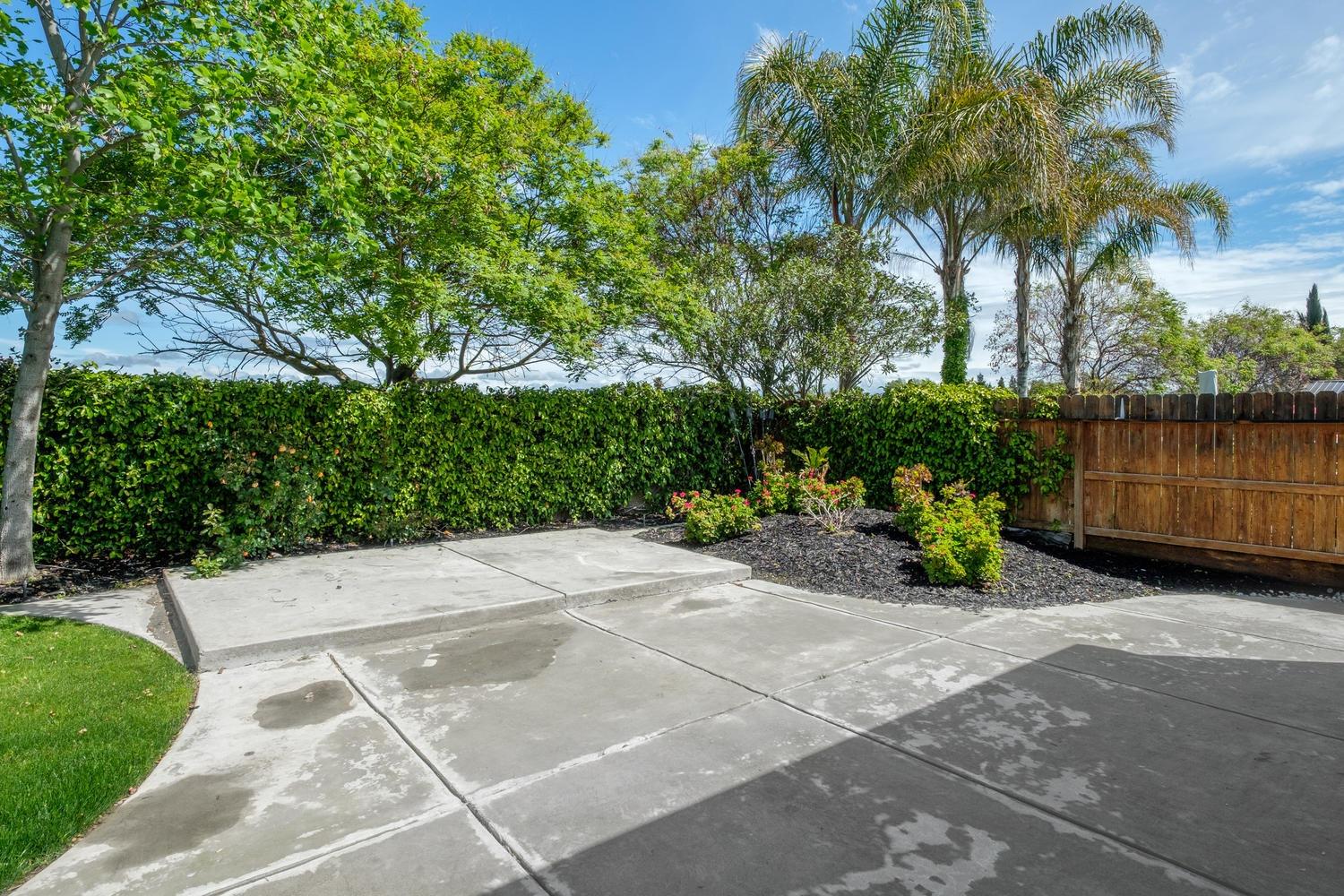 1017 Loyola Avenue Clovis, CA 93619 - Photo 28 of 32