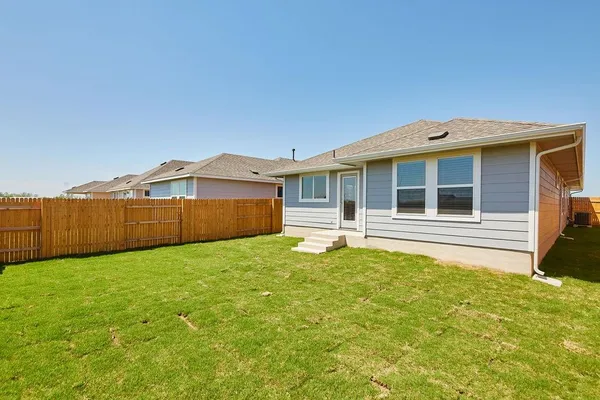 $1,850 | 303 Trailside Lane, Bastrop, TX 78602