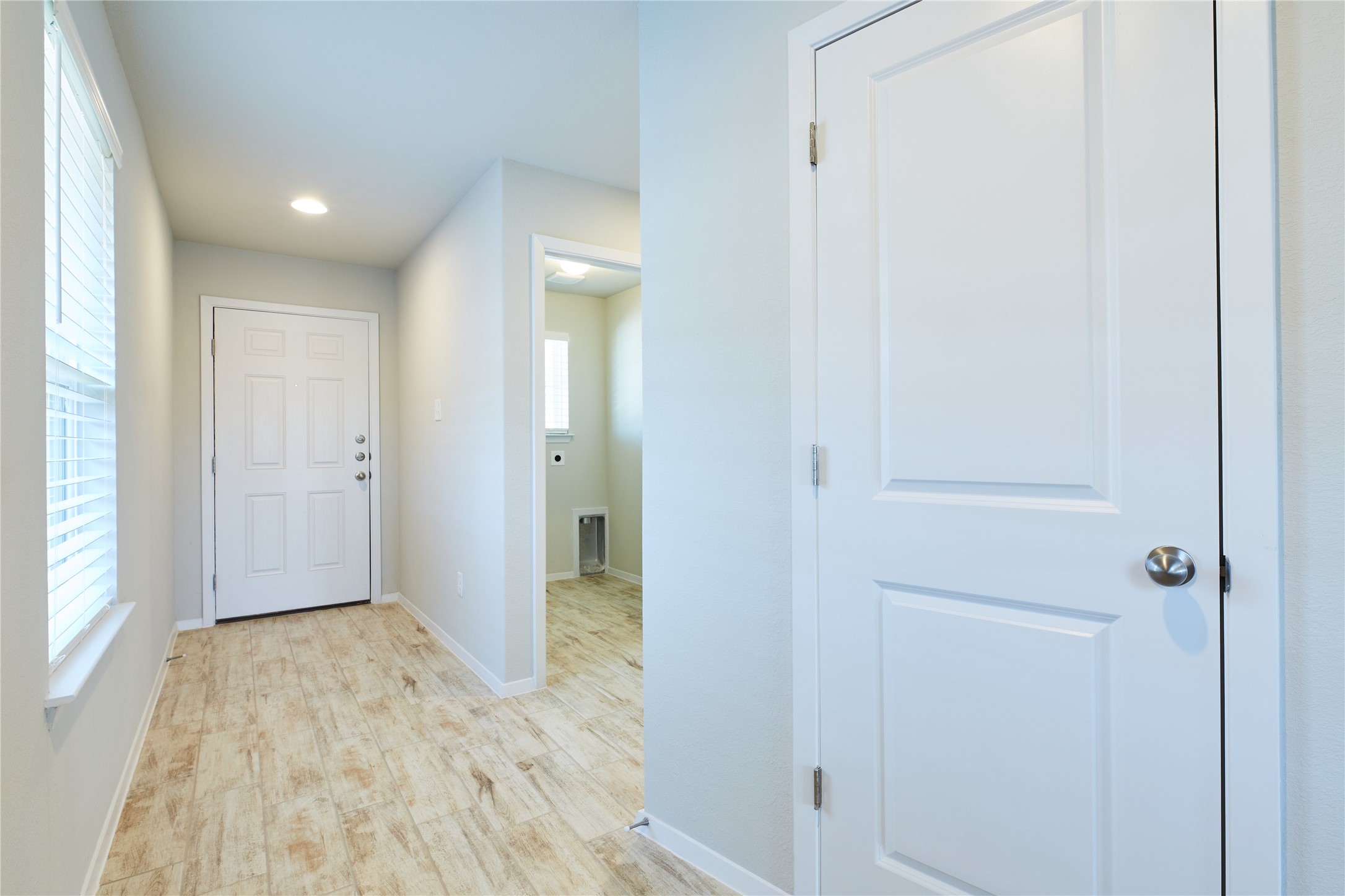 303 Trailside Lane Bastrop, TX 78602 - Photo 3 of 25