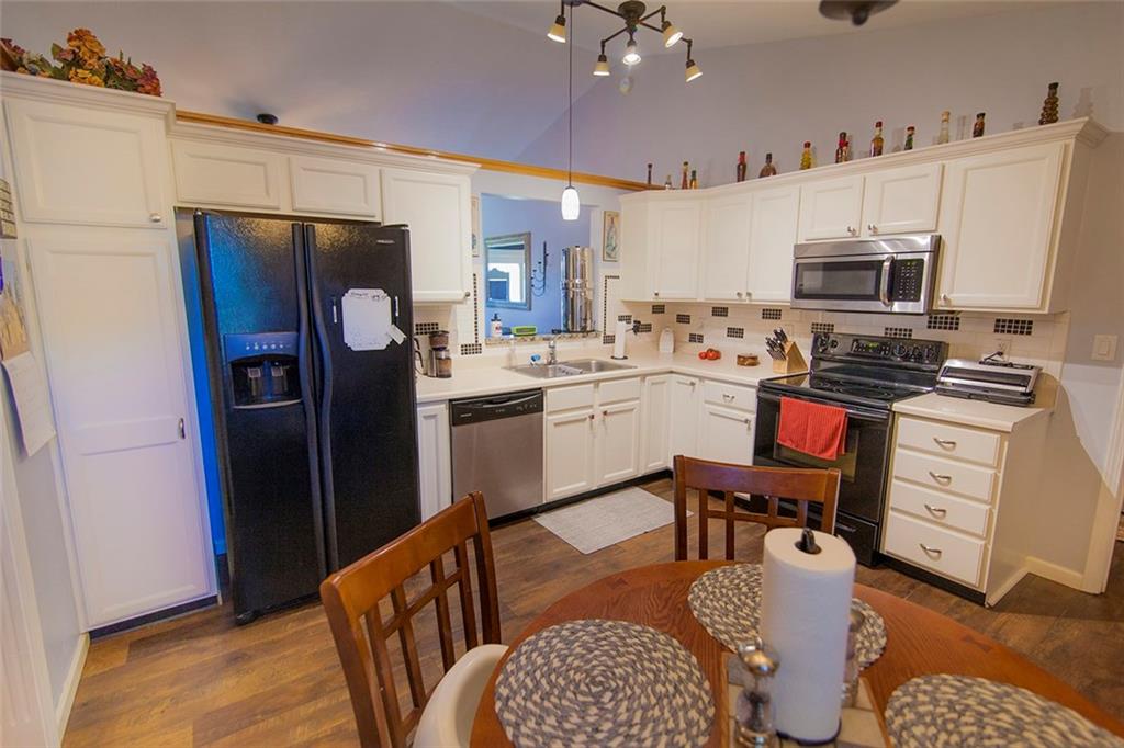 133 Canterbury Road Pendleton, IN 46064 - Photo 9 of 24