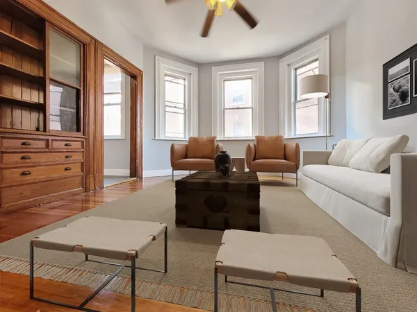 $3,695 | 43 Mt Pleasant Avenue, Unit 3, Boston, MA 02119