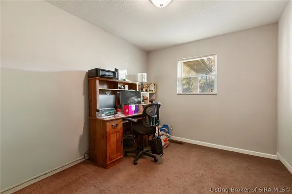 $260,500 | 112 Cheryl Drive, New Albany, IN 47150