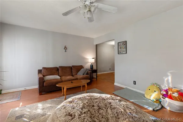 $260,500 | 112 Cheryl Drive, New Albany, IN 47150