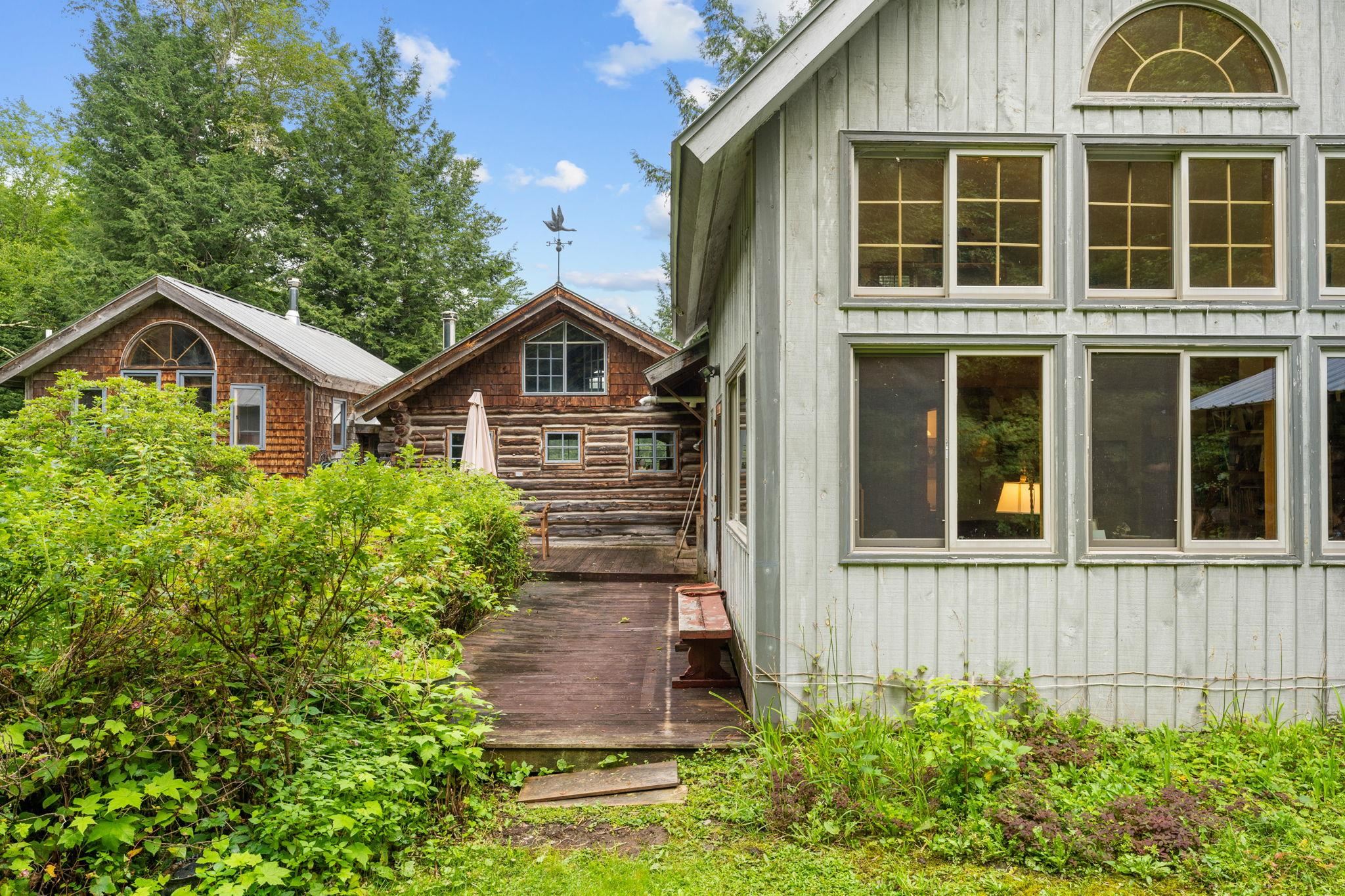 222 Dreamers Road Montgomery, VT 05471 - Photo 9 of 40 Gallery Image 9