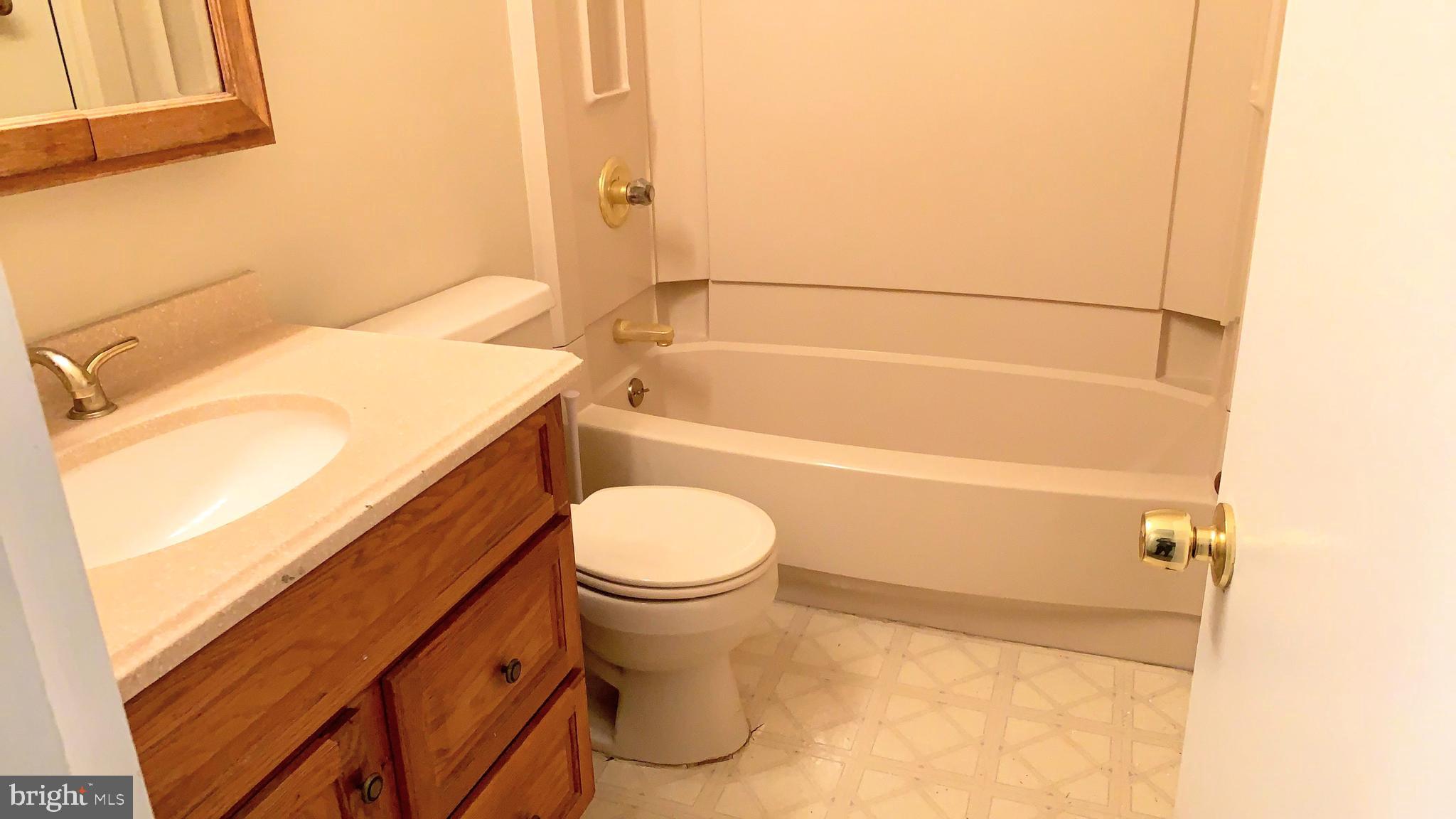 18 Raleigh Place Willingboro, NJ 08046 - Photo 13 of 20
