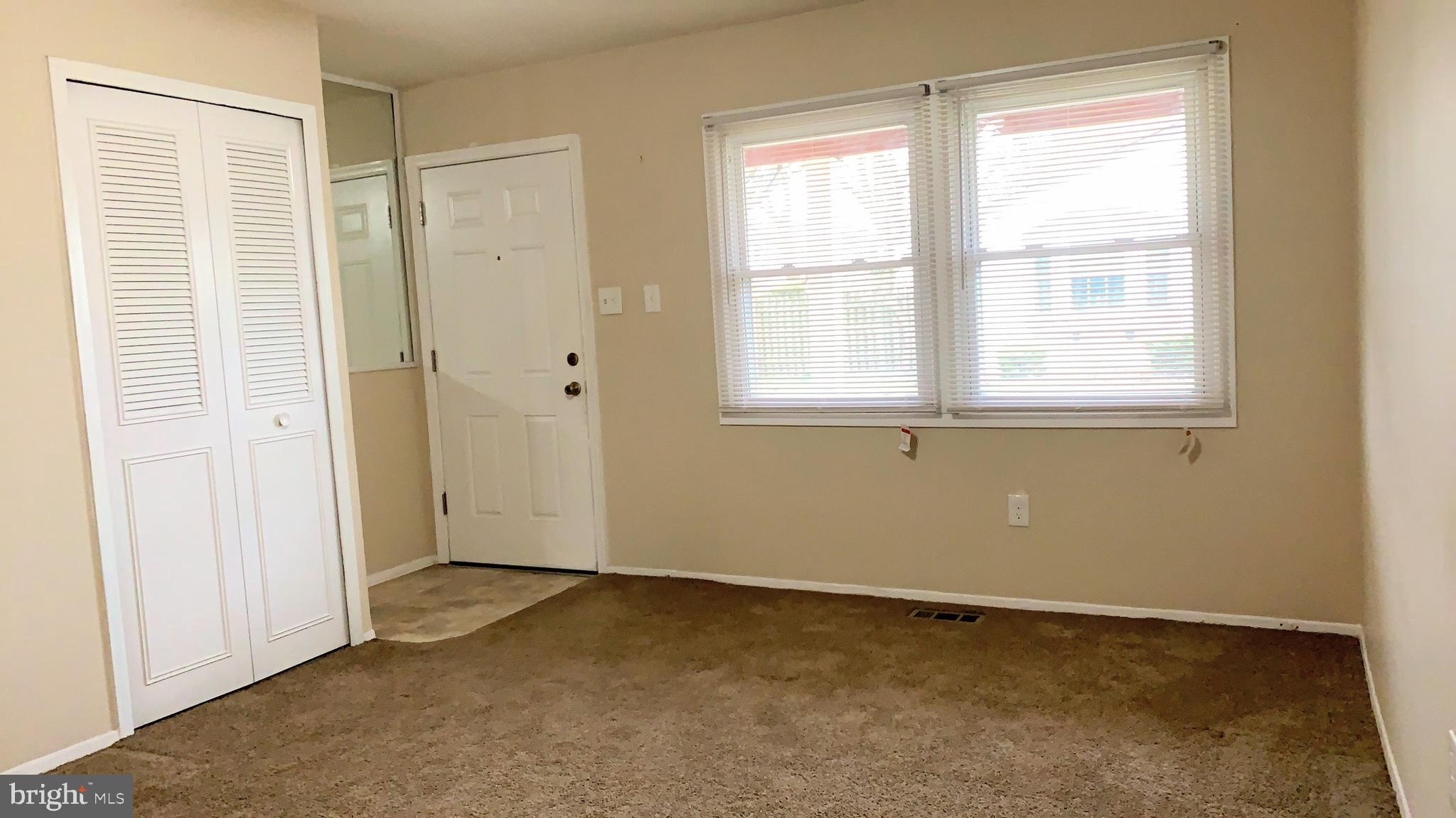 18 Raleigh Place Willingboro, NJ 08046 - Photo 4 of 20