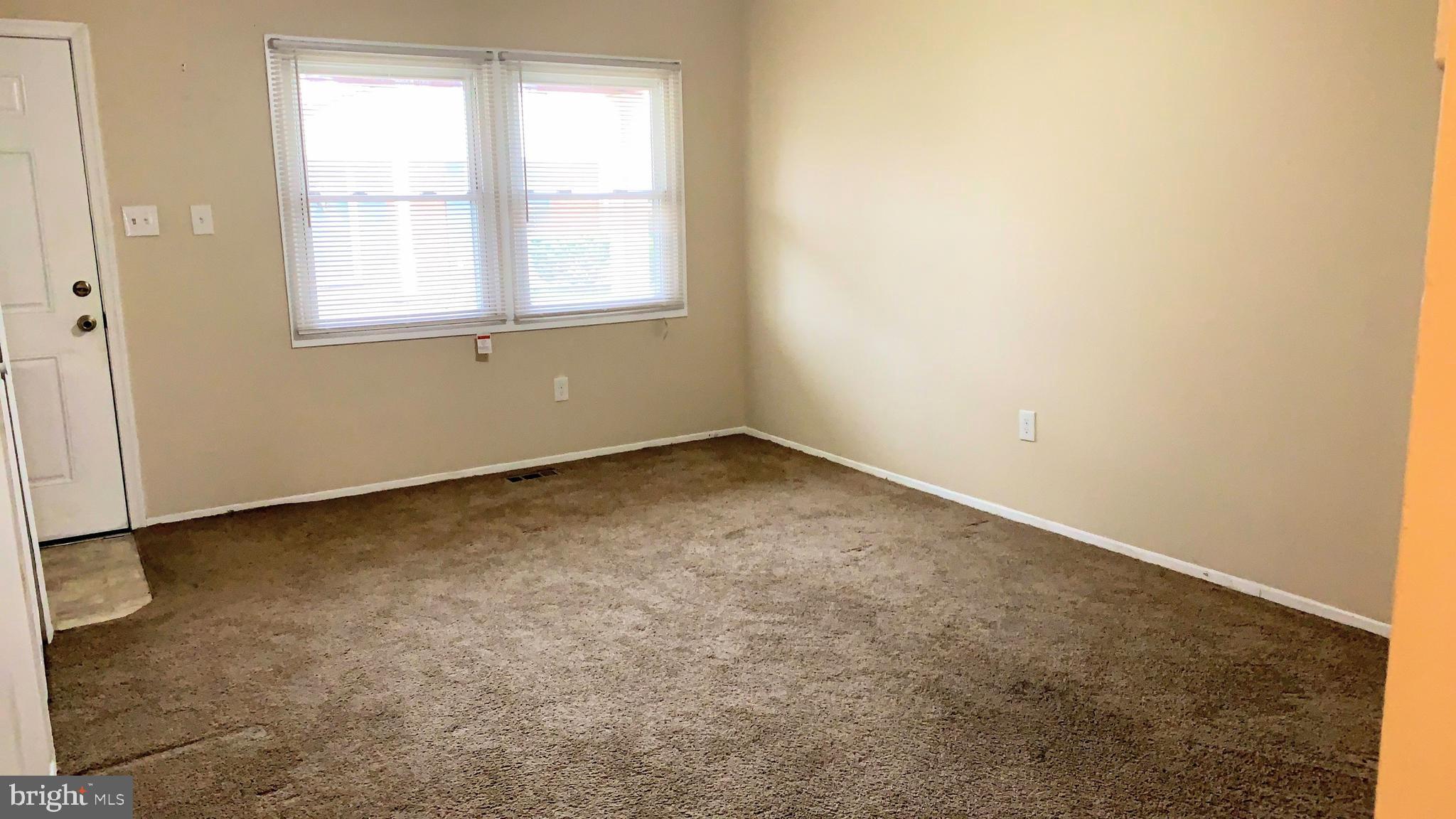 18 Raleigh Place Willingboro, NJ 08046 - Photo 5 of 20